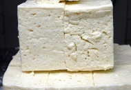 Peynirin, tüketiciyi yanıltacak şekilde üretilerek piyasaya sürülmesine izin verilmeyecek