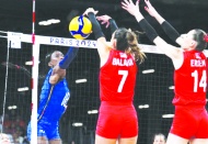 Filenin Sultanları İtalya'ya 3-0 kaybetti