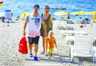 Türkiye’ye gelen turist sayısındaki artış haziran ayında tek haneye indi