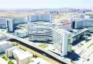 Şehir hastaneleri şirketlere daha fazla para ödenmesi için devasa alanlara yapıldı