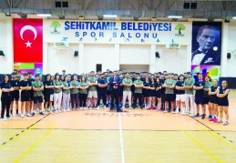 Gençlerin hayallerine ulaşmasında büyük rol oynuyor