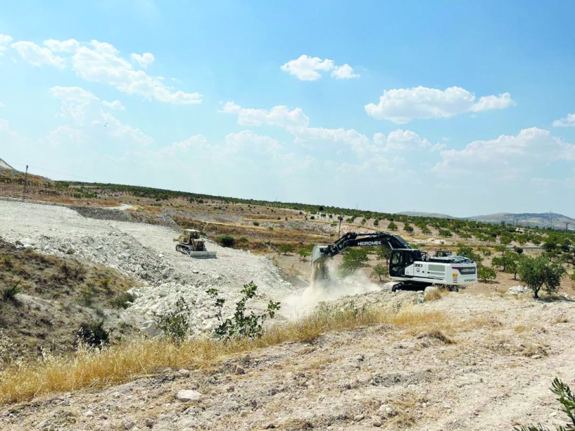 Nizip Belediyesi’nin kırsaldaki çalışmaları sürüyor