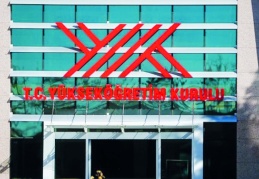 Üç yılda 878 bin öğrenci üniversiteyi bıraktı