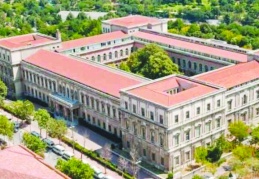 Anayasa Mahkemesi’nin kararına rağmen üniversitelere rektör atamaya devam ediyor