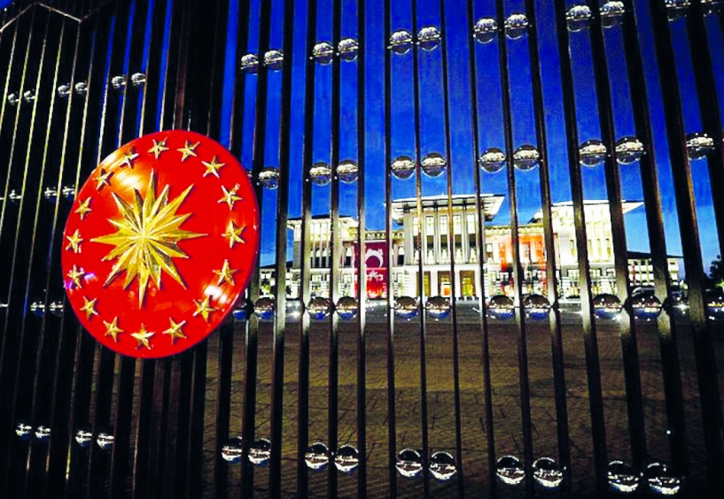 Saray'ın yıllık masrafı 1 milyon emeklinin maaşına denk