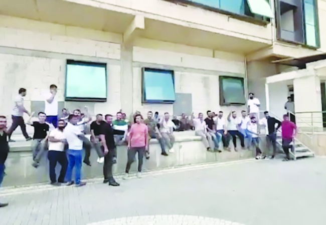 Akcanlar Tekstil işçileri bugün iş bıraktı