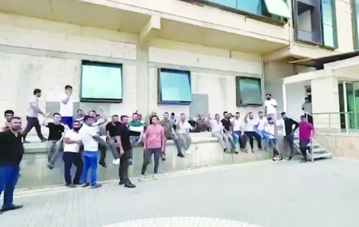 Akcanlar Tekstil işçileri bugün iş bıraktı