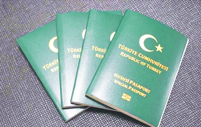 Yeşil pasaport için görüşülmeyi bekleyen kanun teklifi sayısı 19’a yükseldi