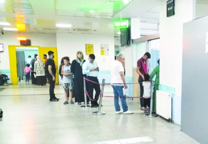 Sağlık çalışanları ve halkın memnun  olabileceği bir sağlık sistemi mümkün