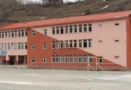 Yoksul halk çocukları eğitimden kopuyor