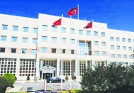 İnsanlar çadır bulamazken organizasyon ve  eğlence ihalesi almış, en acı ve vahim olan bu