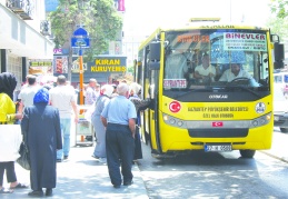 Dolmuşçu esnafı çıkış yolu arıyor