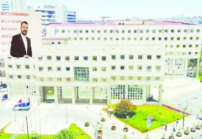 Belediyenin değil, bu kentin  parasını peşkeş çekiyorlar!