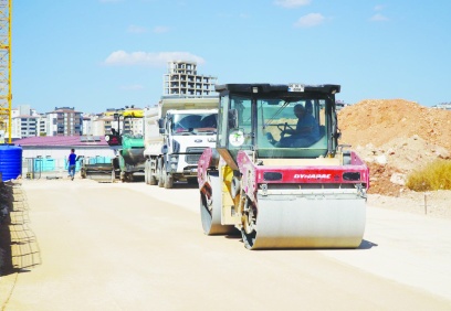 Alparslan ve Aydınlar Mahalleleri’ne asfalt yapılıyor