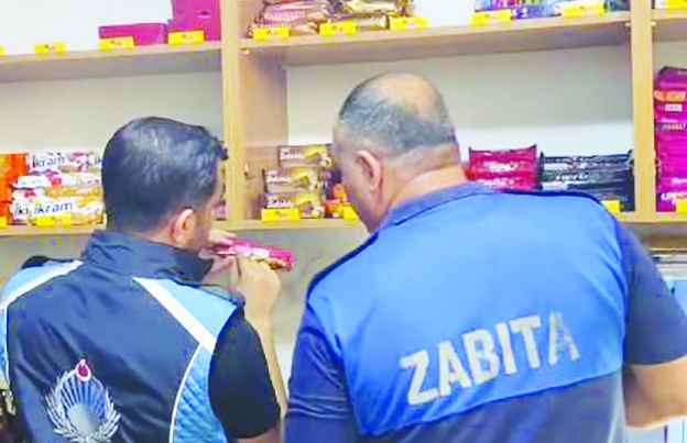 Zabıta ekipleri okul kantinlerini denetledi