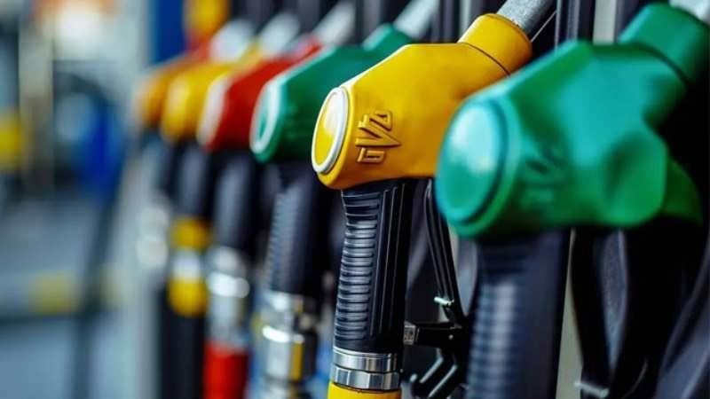 Benzine büyük zam geliyor