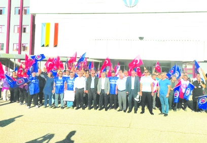 Ülkenin kaynakları ile servet elde  edenler işçi kadar vergi vermiyor