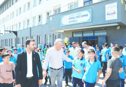 ‘Güvenlik-temizlik yok, devlet kaçak işçi çalıştırıyor’