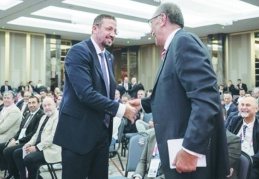 Türkiye Basketbol Federasyonu'nun yeni başkanı yine Türkoğlu