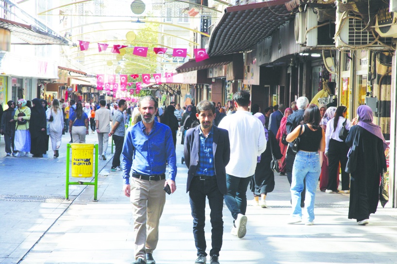 Kredi miktarındaki artış, ekonomik  krizin geldiği boyutu gözler önüne serdi