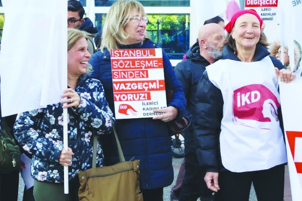 İKD, İzmir'de sokağa çıktı: Çocuklar büyüyecek, kadınlar yaşayacak, bu düzen değişecek!