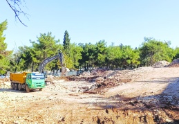 Düztepe Kültür Parkı rant projelerine kurban edilemez