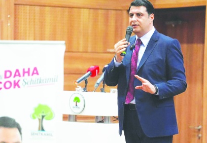 Masa başında değil, sahada olacağız
