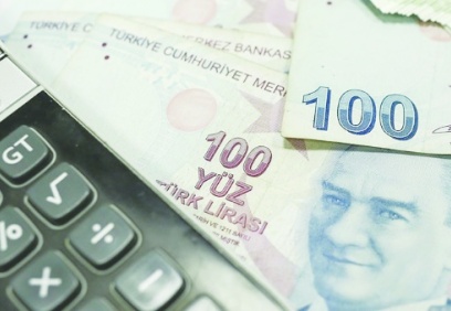 Asgari ücret yoksulluk sınırının yarısı kadar olmalı