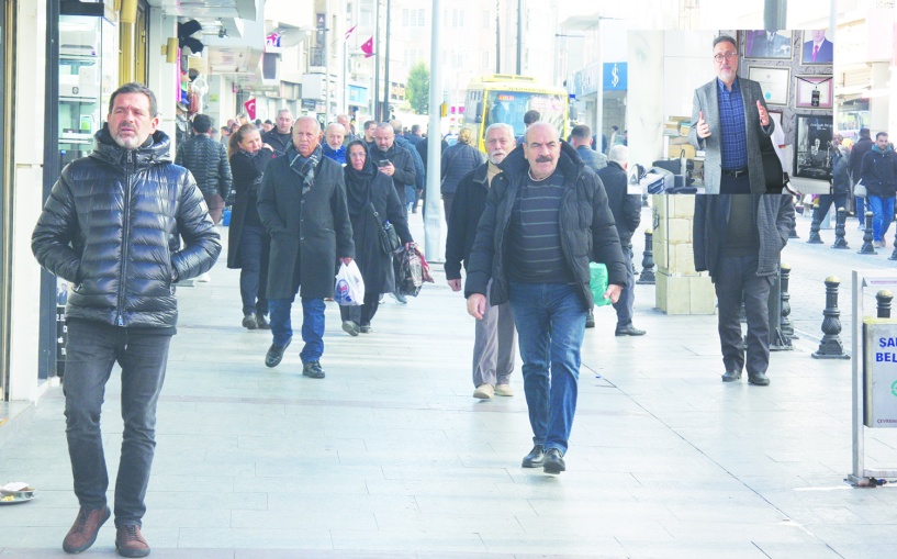 İnsanların alım gücü düştükçe, ahlaksız tüccarlar, tacirler ve esnaf ortaya çıkar