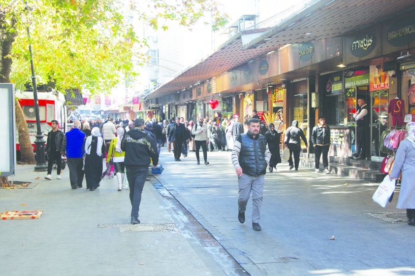 Türkiye ekonomisindeki bu çürüme  hali, yoksulluk ve açlık yarattı