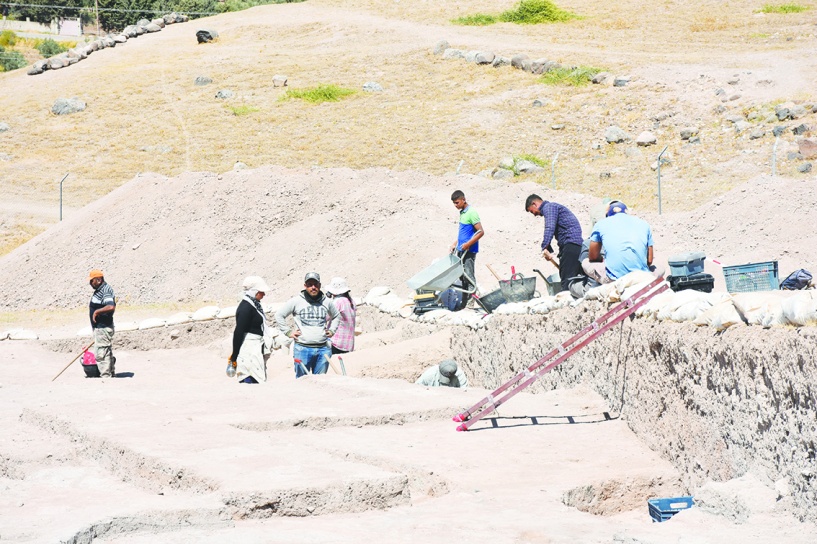 Oylum Höyük, Hitit kaynaklarındaki  Nuhaşi ülkesinin başkenti ‘Kuizila’