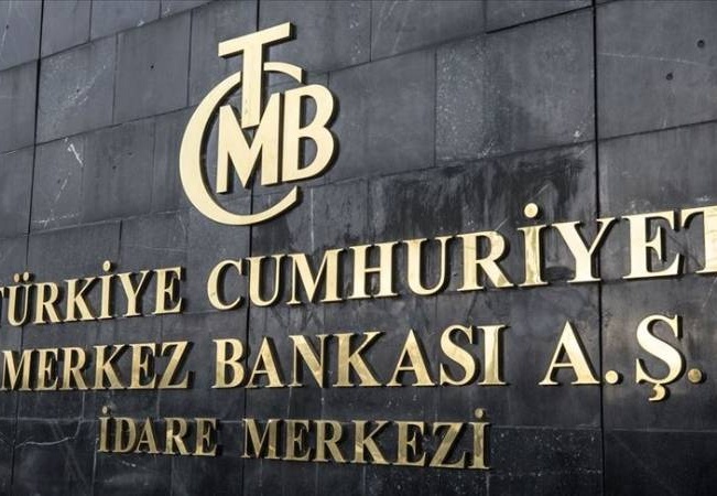 Yılsonu enflasyon beklentisinde yükseliş sürüyor, büyüme beklentisi düştü