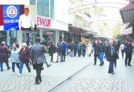 Toplumun büyük çoğunluğu açlığa ve sefalete mahkum ediliyor