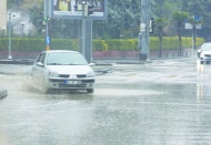 Kentin birçok noktası göle döndü