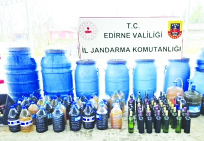 Alkol fiyatlarının yükselmesi halkı ucuz alkollü içeceklere yönlendiriyor