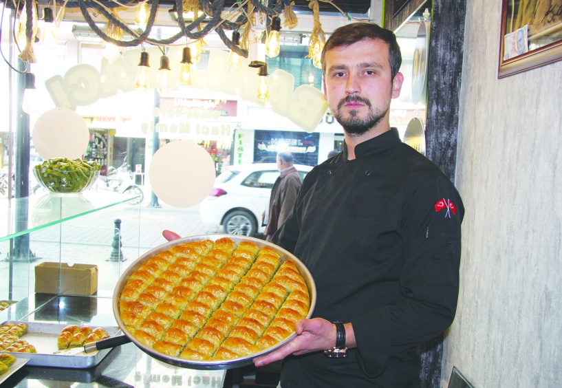 Vatandaşın baklava yemesi hayal