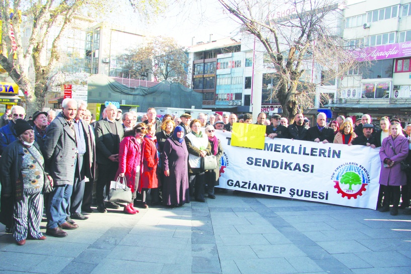 Ekonominin faturasını, mafya babalarına kafa kesenlere, cemaat ve tarikatlara ödetin