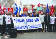 Alırken bol kepçe kullananlar verirken kaşığı bile çok gördü