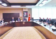 Suriyeliler gidince sanayimiz çökmez