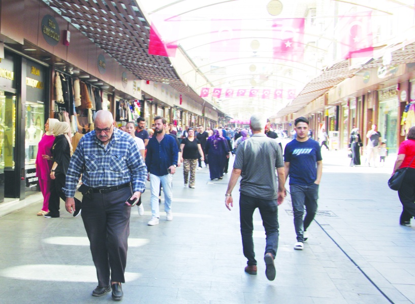 Milyonlarca çalışan her geçen gün  daha fazla yoksulluğa, sefalete itiliyor