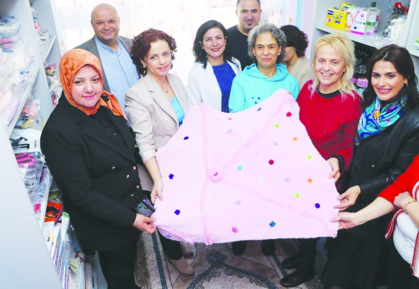 Doğum sonrası ücretsiz yardım marketi açıldı