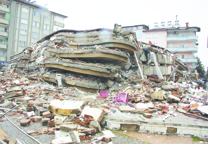 Unutulmaması gereken en önemli gerçek  şudur: Deprem değil, ihmal öldürür