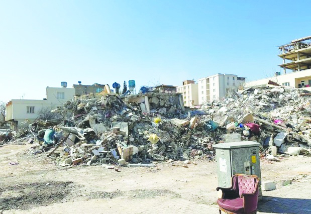 Deprem bölgesi yandaşın rant kapısı oldu