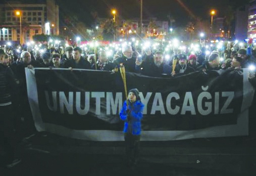 Binlerce kişinin ölümüne neden olan müteahhitlerin hepsi salıverildi