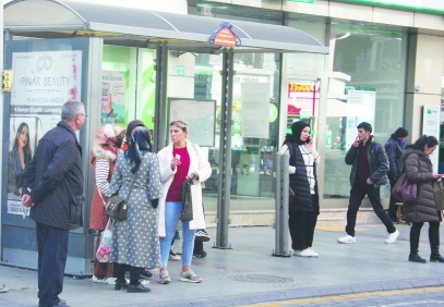 Çalışma süreleri uzadı, kadın işsizliği yükseldi!