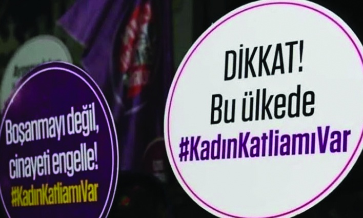 Boşandığı kadını bıçakla katletti!