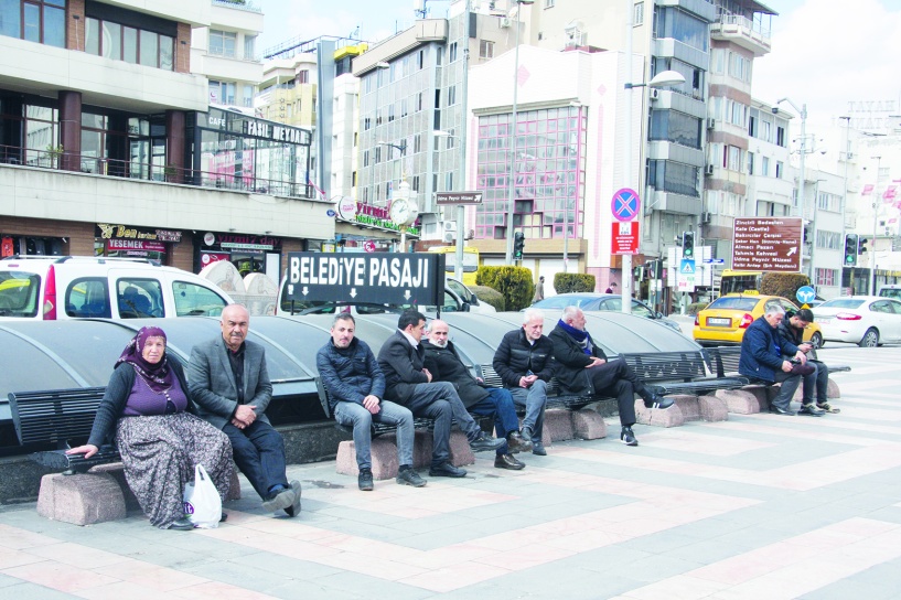 Enflasyon, işçi, memur ve emeklilerin maaşlarını eritti