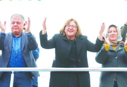 Kamunun malı olan arsaları sata sata bitiremediler!!!