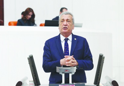 Bölgede ciddi kuraklık  var, çiftçi mahsul alamıyor