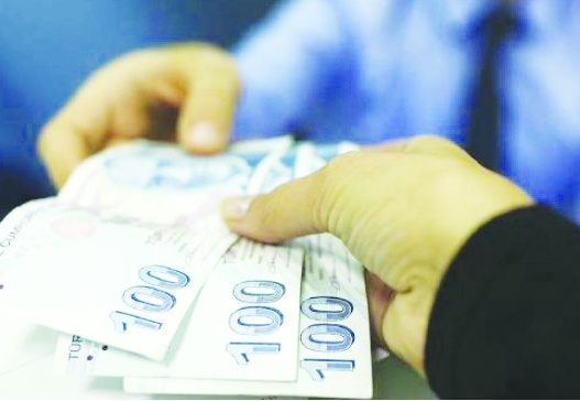 Emekli bayram ikramiyesi 4 bin lira oldu